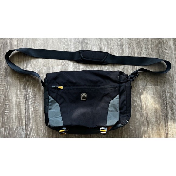 Tumi Tech  14" Notebook Messanger Bag 57212GT - Picture 1 of 12